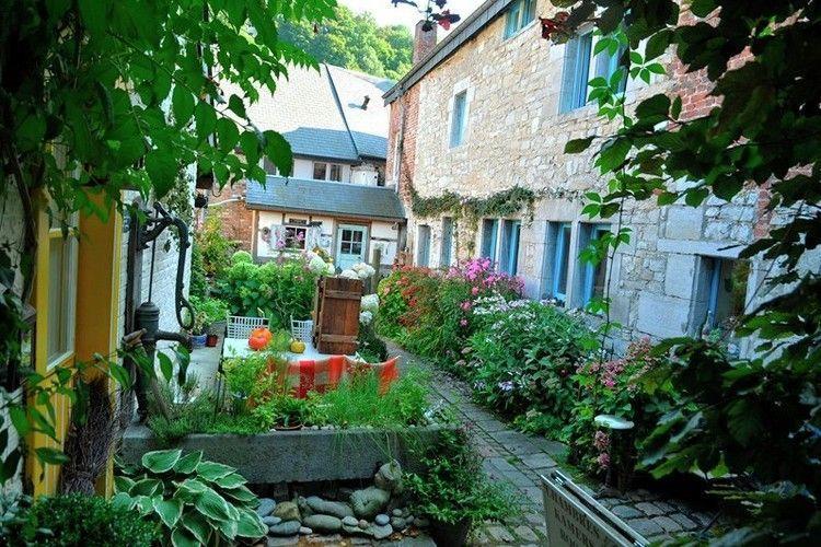 Arbre Dresse Villa Somme-Leuze Rum bild